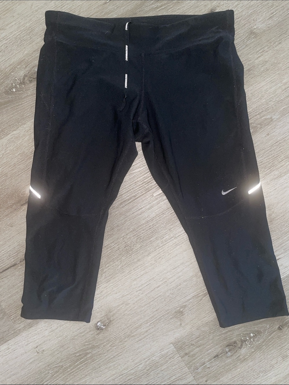 Nike Running Black Capri Leggings with Reflective Accents | Women’s Medium